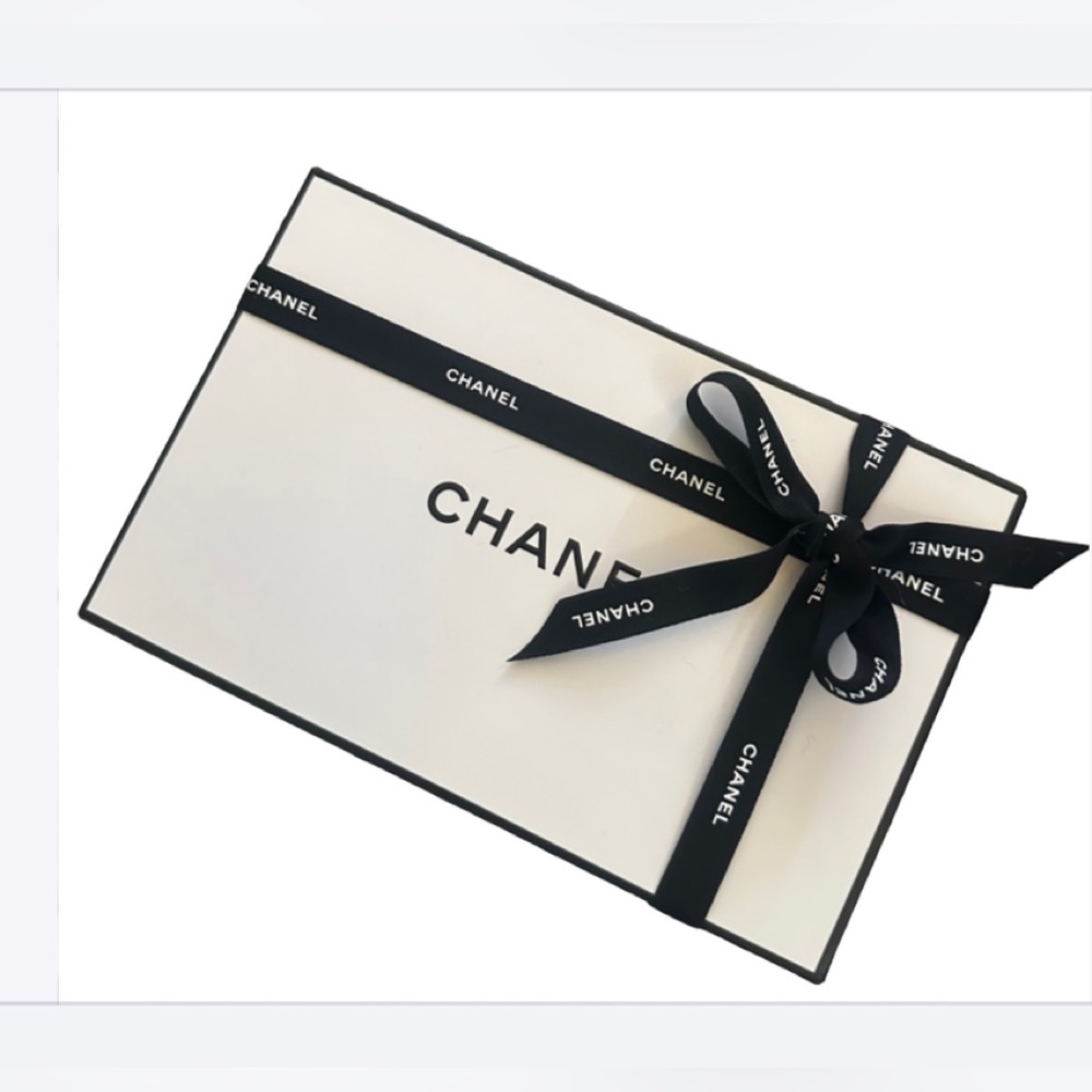 CHANEL Box and Ribbon